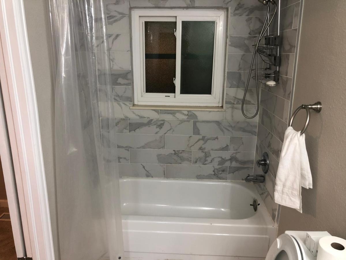Milehi Vacation Home Pet Friendly Aurora Exterior photo