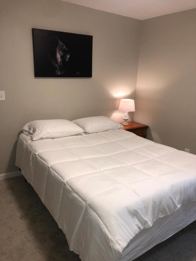 Milehi Vacation Home Pet Friendly Aurora Exterior photo